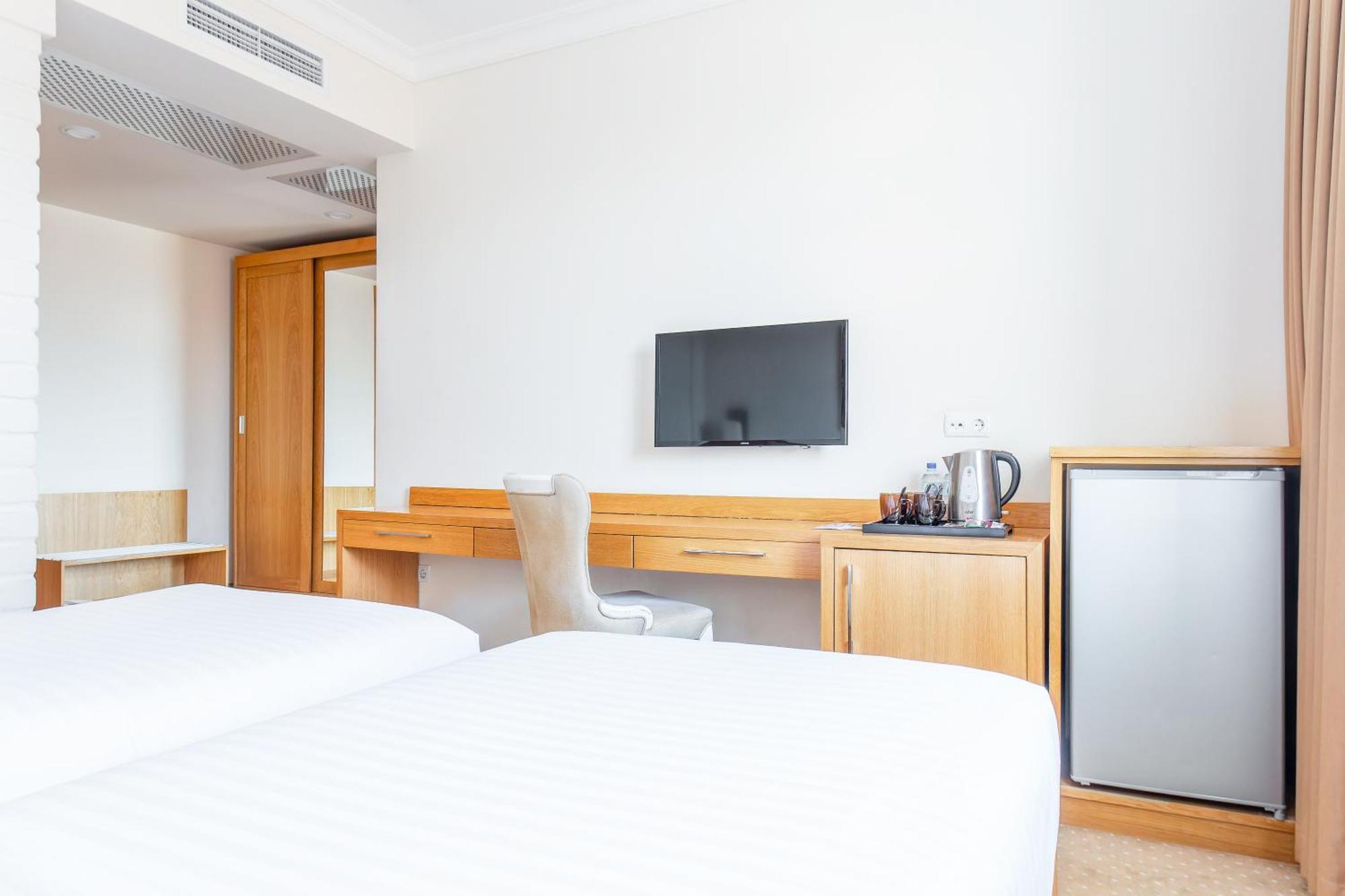 Praga Hotel Tachkent Extérieur photo